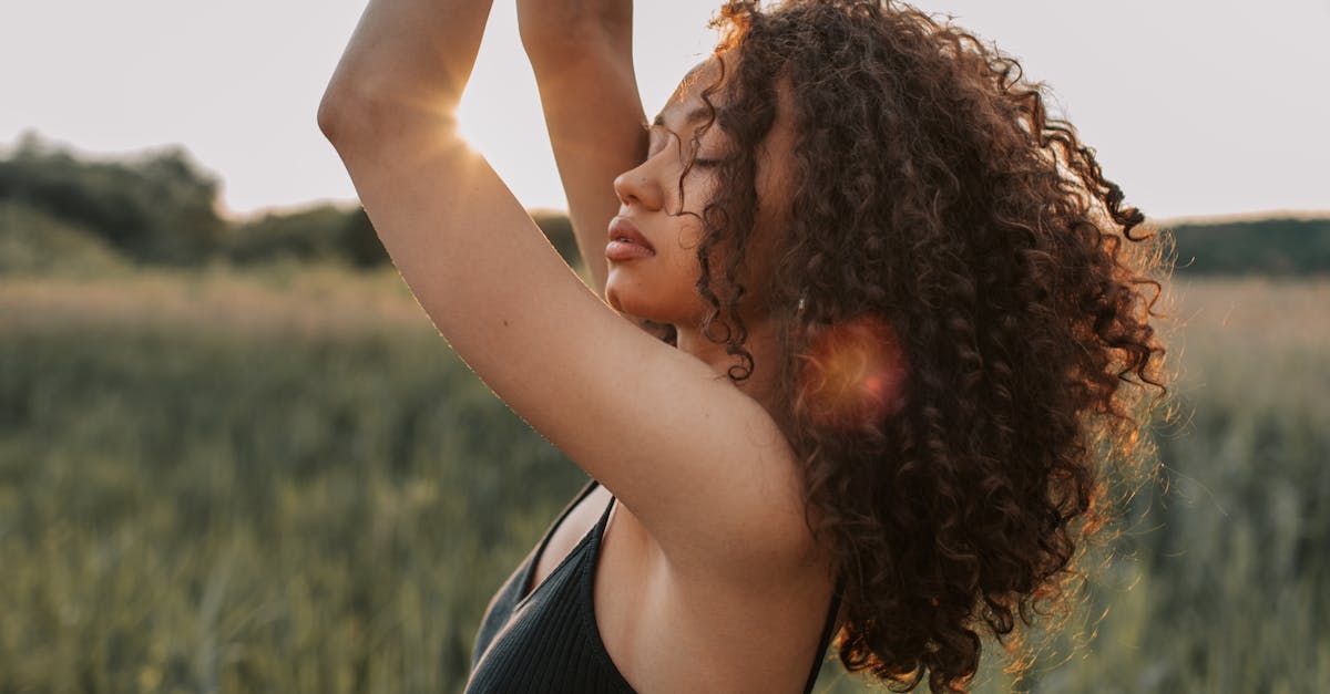 discover the importance of posture in our daily lives. learn how proper posture can enhance your health, boost confidence, and improve productivity. explore tips and techniques to cultivate better posture habits for a happier, healthier you.