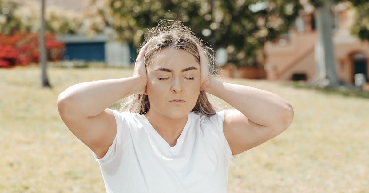 discover effective strategies to understand and manage migraines. explore symptoms, triggers, and treatment options to improve your quality of life and regain control over your health.