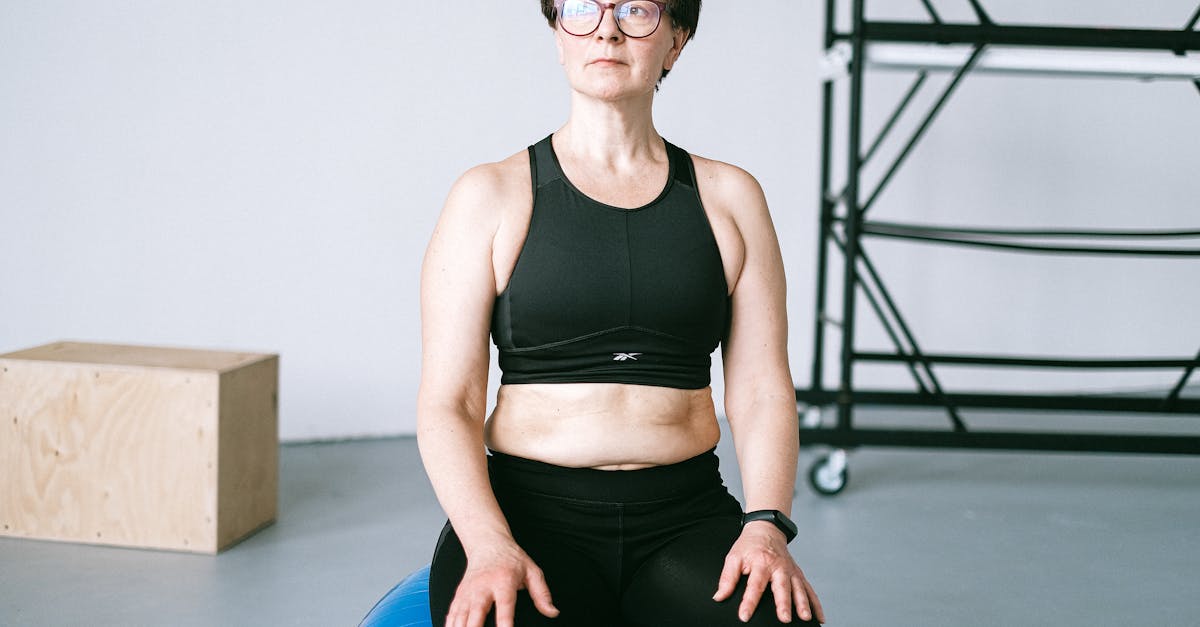 discover the importance of core stability for enhanced athletic performance and injury prevention. learn exercises and techniques to strengthen your core and improve your overall physical health.