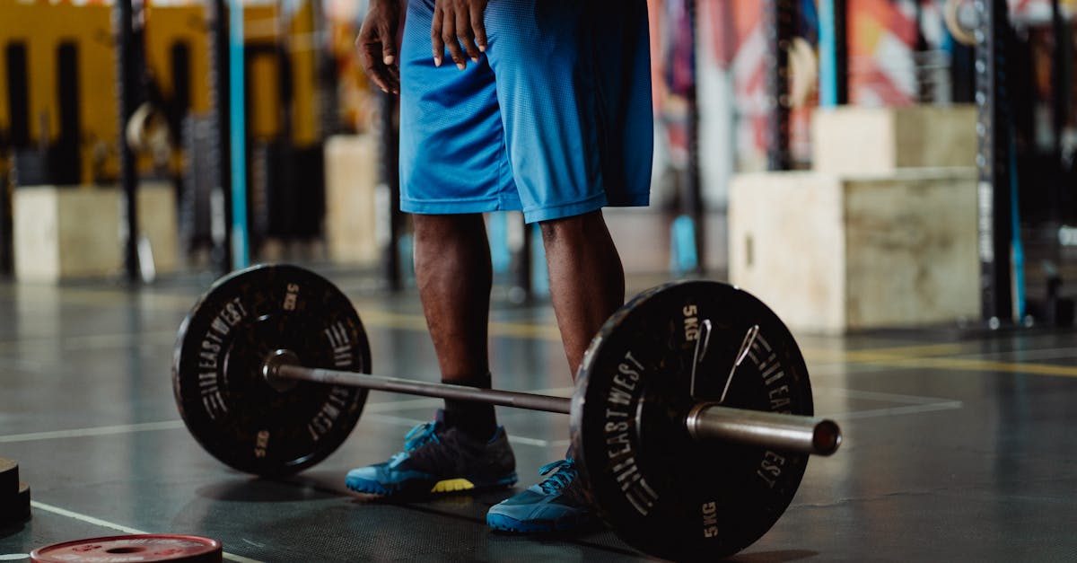 discover effective lifting techniques that enhance strength and reduce injury risk. learn proper form, safety tips, and exercises to improve your lifting skills for better performance in sports and daily activities.