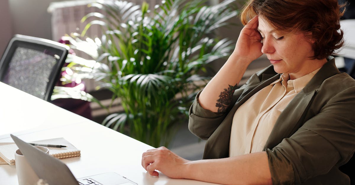 discover effective solutions to alleviate headaches, including common causes, symptoms, and home remedies. gain insights on prevention and treatment options to improve your quality of life.