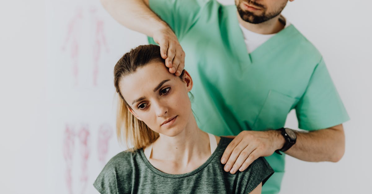 discover effective strategies and treatments for managing neck pain. explore causes, symptoms, and expert advice to relieve discomfort and improve your quality of life.