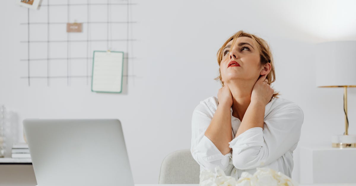 discover effective solutions and tips for managing back pain. learn about causes, treatments, and exercises that can help alleviate discomfort and improve your quality of life. find expert advice tailored to your needs.