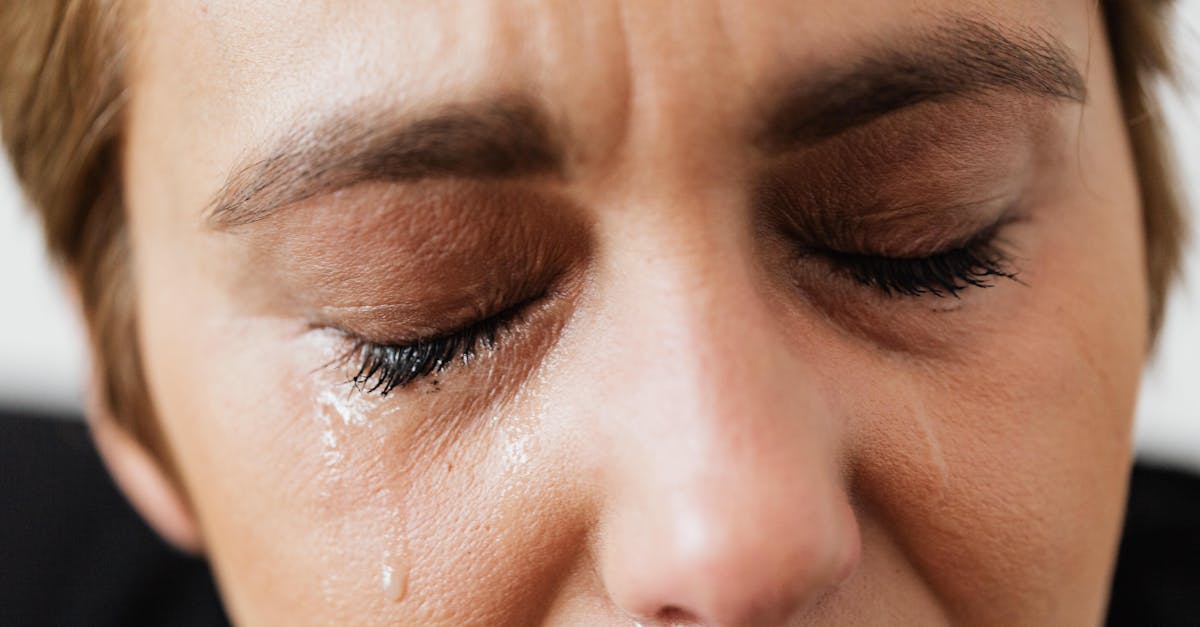 discover effective solutions and treatments for cervical pain. learn about symptoms, causes, and preventive measures to help alleviate discomfort and improve your quality of life.