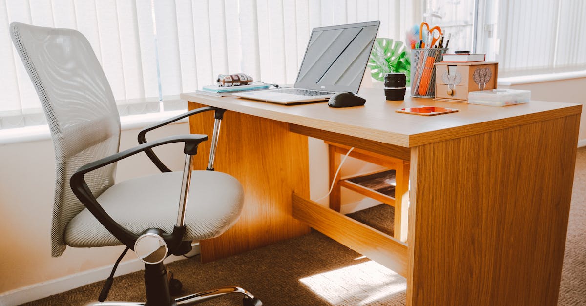 discover the benefits of ergonomic design in the workplace and at home. explore how ergonomic solutions enhance comfort, improve posture, and boost productivity for a healthier lifestyle.