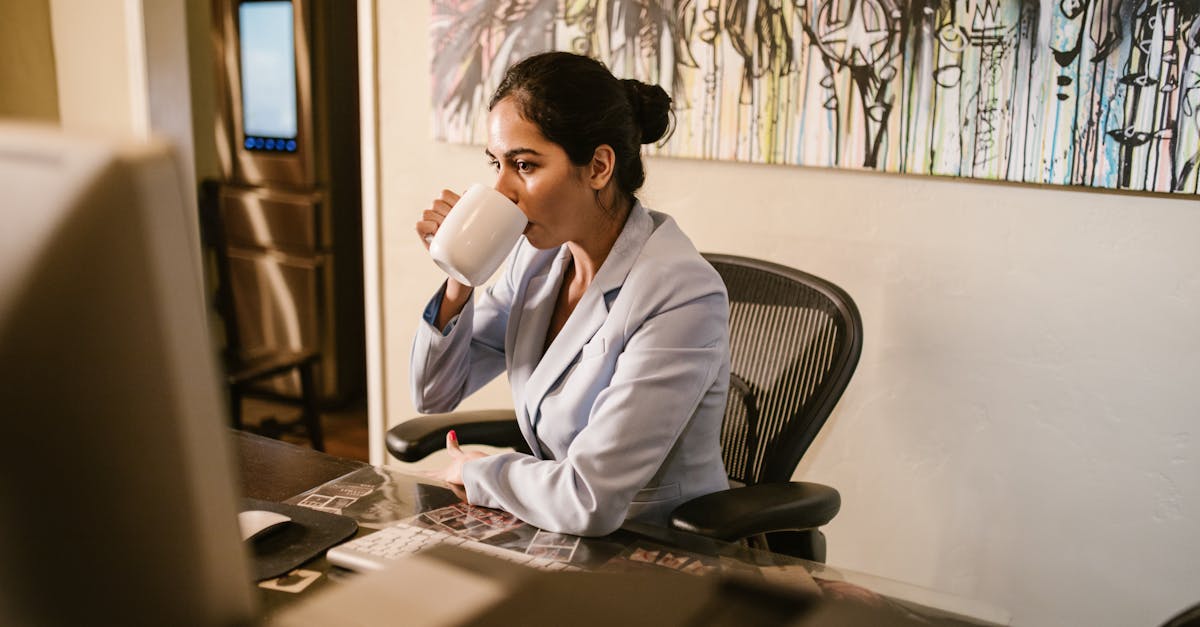 discover the ultimate comfort and support with our ergonomic chair, designed to enhance your workspace and promote healthy posture. experience productivity like never before!
