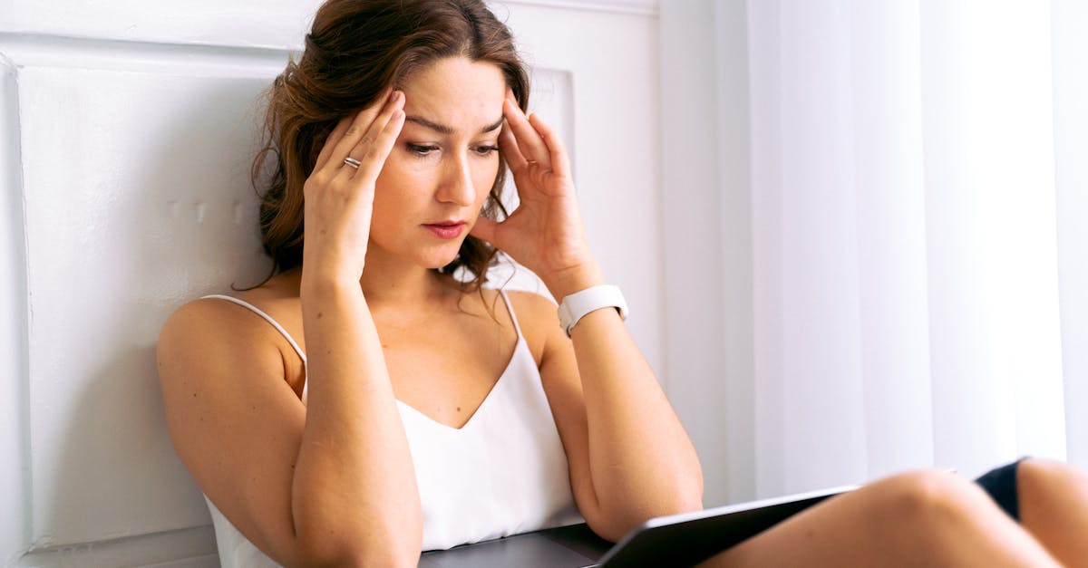 discover effective headache solutions that provide quick relief and long-term management. explore natural remedies, medication options, and lifestyle changes to help you tackle headaches and regain control of your life.