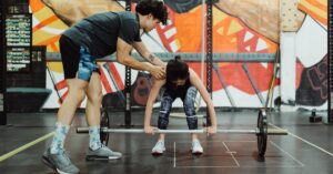 discover effective lifting techniques to enhance your strength and prevent injuries. learn proper methods for lifting heavy objects safely and efficiently, ensuring optimal performance in your daily activities and workouts.