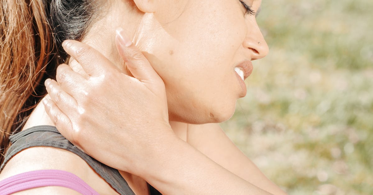 discover effective solutions and tips to alleviate neck pain. learn about the causes, symptoms, and treatments to help you regain comfort and improve your quality of life.