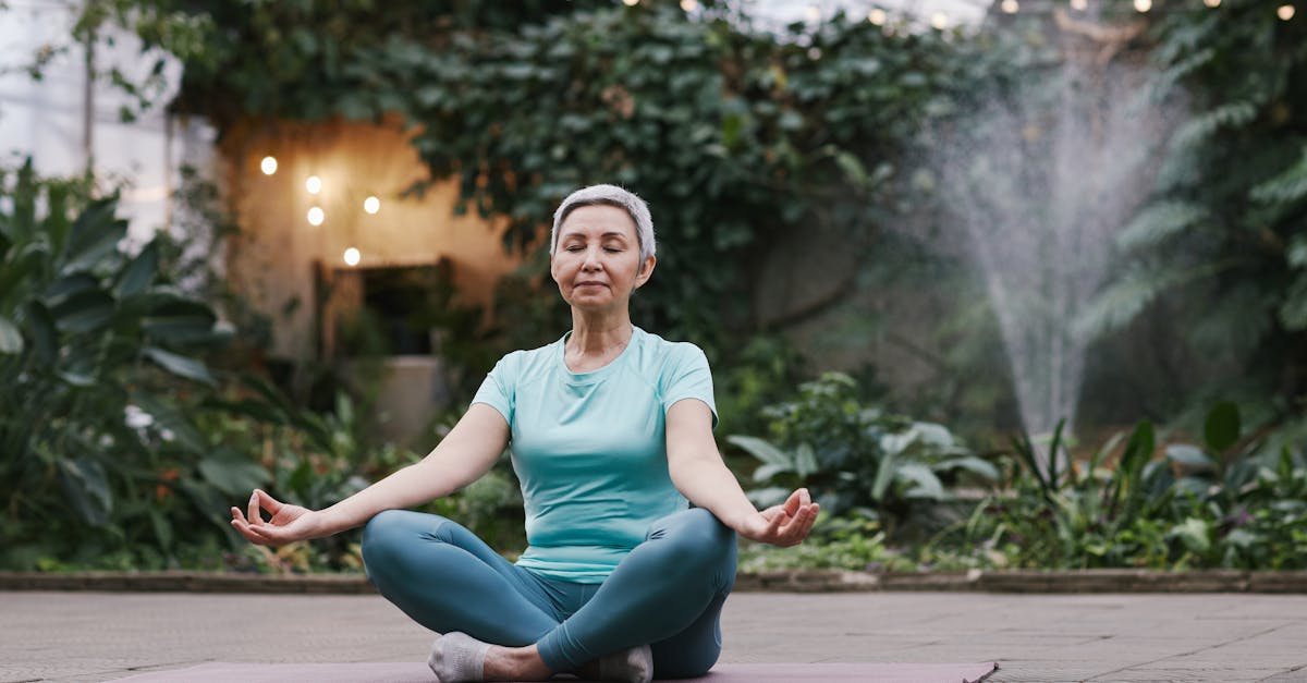 discover the importance of posture for overall health and well-being. learn tips and techniques to improve your posture in daily life, whether at work, during exercise, or at home. embrace a healthier lifestyle by understanding how proper alignment can enhance your physical and mental performance.