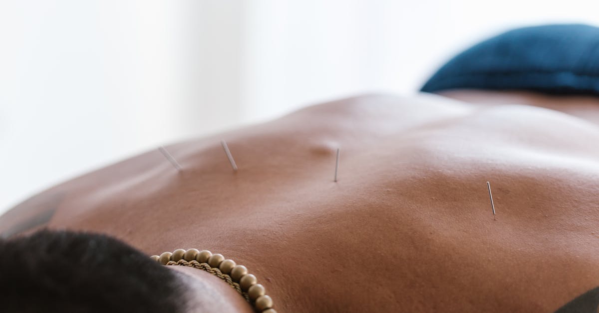 discover effective solutions and insights for managing upper back pain. explore causes, treatments, and preventive measures to alleviate discomfort and enhance your quality of life.