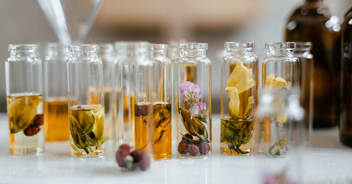 discover the natural benefits of essential oils! our comprehensive guide explores various types, uses, and how to incorporate them into your daily routine for wellness and relaxation.