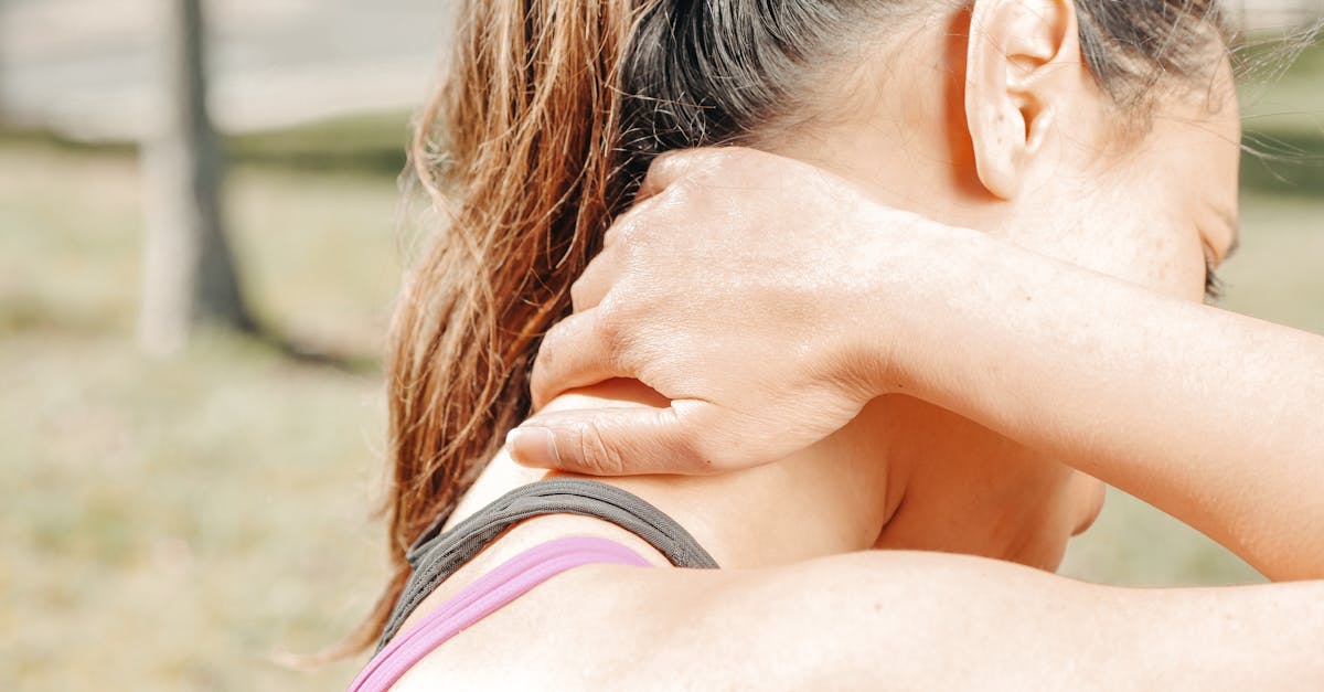 discover effective solutions and tips for managing neck pain. learn about causes, treatments, and preventive measures to improve your comfort and mobility.