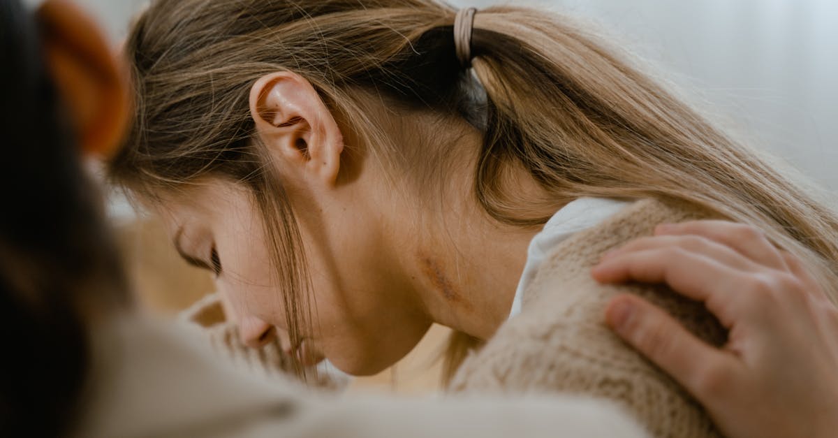discover effective solutions and treatments for shoulder impingement. learn about symptoms, causes, and rehabilitation strategies to regain mobility and reduce pain in your shoulder.